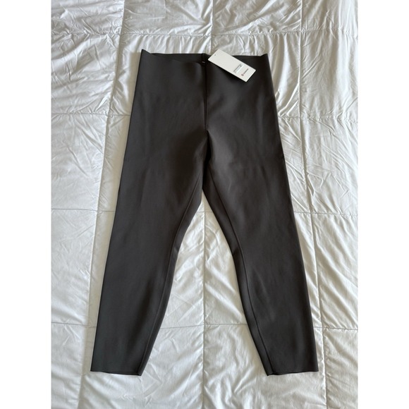 NEW Lululemon GLOW UP HR TIGHT 25" Size 14 Color Gray LW5FZES Workout NWT - Picture 1 of 9